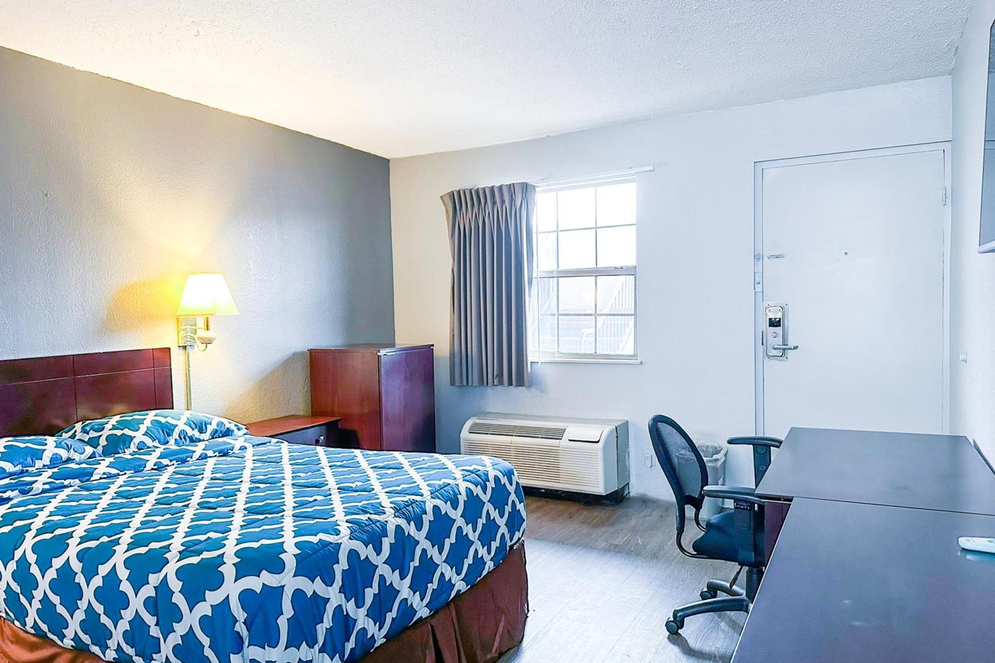 Happy Stay Inn Madisonville I-69 By Oyo Экстерьер фото