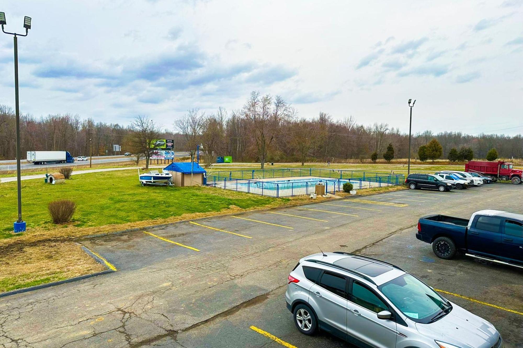 Happy Stay Inn Madisonville I-69 By Oyo Экстерьер фото